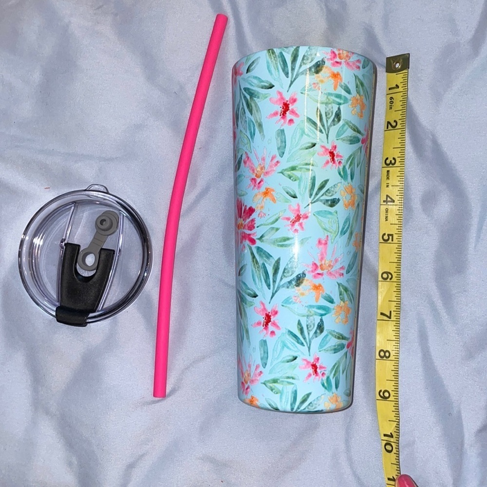Floral tumbler idk ounces